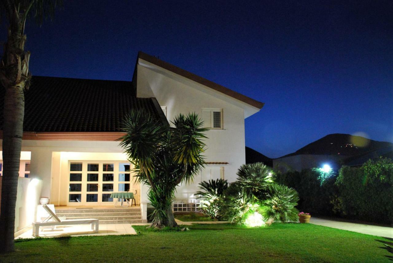 Villa Ginevra Монделло Экстерьер фото